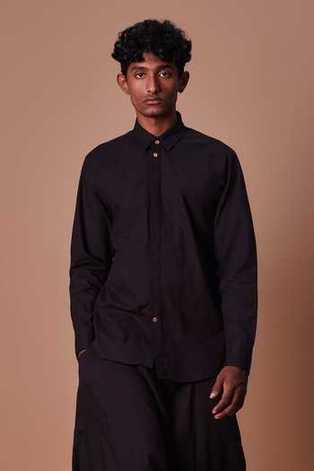 MATI Black Double Buttoned Shirt