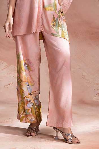 Soup By Sougat Paul Pink Chanderi Mandarin Collar Zeya Pattern Kurta With Pant Online at Aza Fashions Soup By Sougat Paul_Pink Chanderi Mandarin Collar Zeya Pattern Kurta With Pant _Online_at_Aza_Fashions
