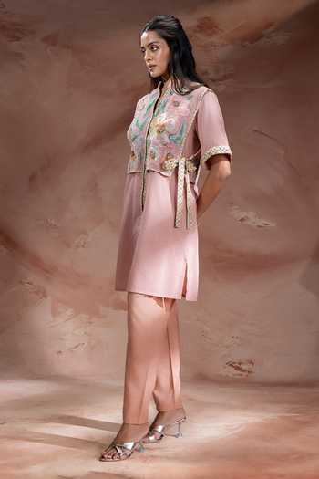 Soup By Sougat Paul_Pink Chanderi, Net Mandarin Collar, Yes Handloom Kurta And Pant Set _Online_at_Aza_Fashions