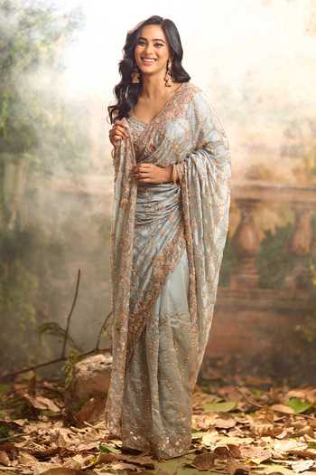 Samyukta Singhania Blue Georgette Sweetheart Neck Heavy Embroidered Saree And Blouse Set at Aza Fashions Samyukta Singhania_Blue Georgette Sweetheart Neck Heavy Embroidered Saree And Blouse Set _at_Aza_Fashions
