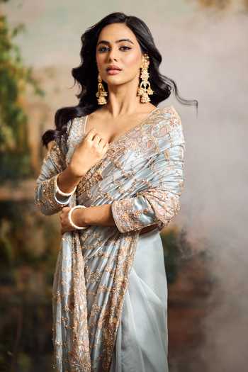 Shop Samyukta Singhania Blue Georgette Sweetheart Neck Heavy Embroidered Saree And Blouse Set Shop_Samyukta Singhania_Blue Georgette Sweetheart Neck Heavy Embroidered Saree And Blouse Set