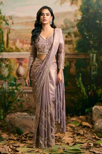 Buy_Samyukta Singhania_Purple Georgette V-neck Soft Saree And Blouse Set 