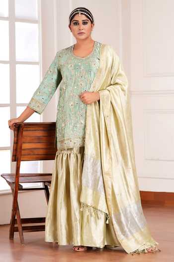 Sheeshakari Hand Embroidered Silk Kurta Set 