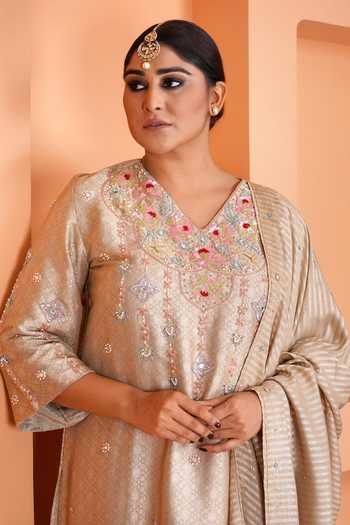 Buy_Sheeshakari_Beige Silk V-neck Hand Embroidered Kurta Set _Online_at_Aza_Fashions