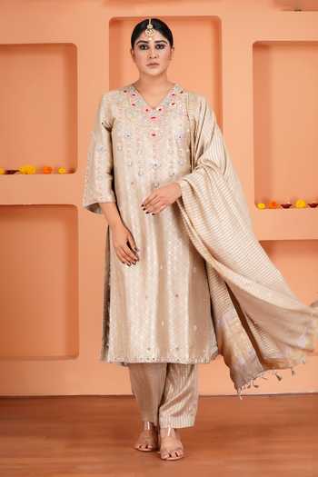 Sheeshakari_Beige Silk V-neck Hand Embroidered Kurta Set _at_Aza_Fashions