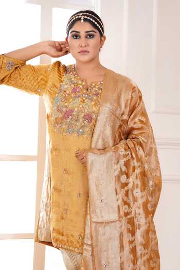 Buy_Sheeshakari_Yellow Silk V-neck, Yes Embroidered Yoke Kurta Set _Online_at_Aza_Fashions