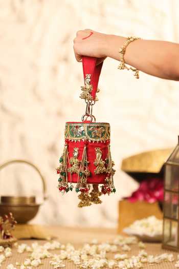 5elements Mayurvalli Embroidered Potli 