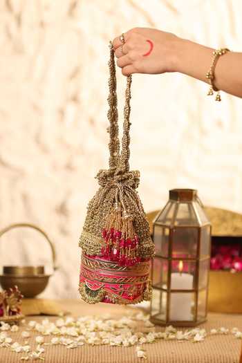 5elements Kanakraas Zari Embellished Potli 