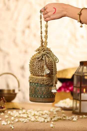 5elements Gajraaj Zari Embellished Potli 