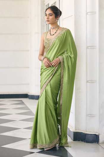 Shop Awigna Green Georgette, Satin, Net Sweetheart Neck Zuhur Saree And Blouse Set Online at Aza Fashions Shop_Awigna_Green Georgette, Satin, Net Sweetheart Neck Zuhur Saree And Blouse Set _Online_at_Aza_Fashions