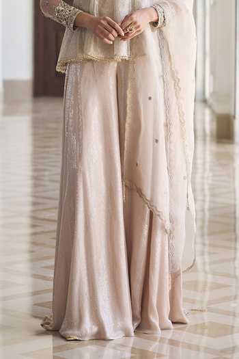 Awigna_Ivory Organza, Tissue Round Neck, Yes Daisy Kurta Palazzo Set _Online_at_Aza_Fashions