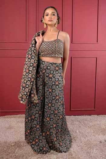 Buy_Sheeshakari_Black Silk Bandeau Neck Hand Embroidered Jacket Pant Set 
