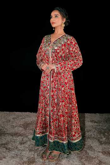 Buy_Sheeshakari_Red Silk V-neck Ajrakh Print Kurta With Pant _Online_at_Aza_Fashions