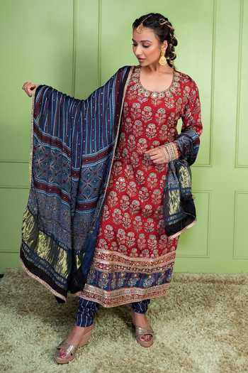 Sheeshakari Ajrakh Pattern Silk Kurta Set 