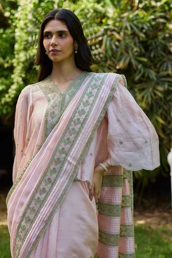 Buy_Surmaye_Pink Silk, Organza Fern Line Embroidered Saree 