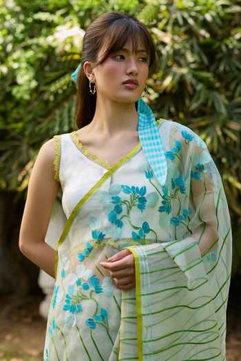 Surmaye_Ivory Silk, Organza Water To Wood Jamdani Saree _at_Aza_Fashions