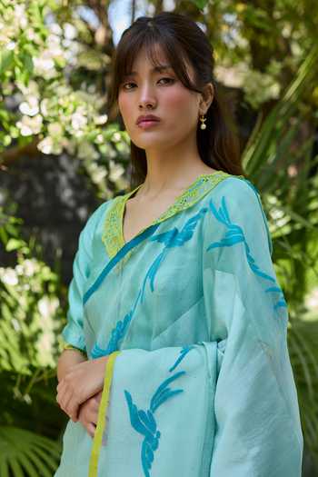 Buy_Surmaye_Blue Silk, Organza Playful Flight Jamdani Saree _Online_at_Aza_Fashions