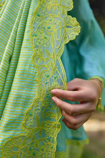 Surmaye Blue Silk English Morning Green Handwoven Saree at Aza Fashions Surmaye_Blue Silk English Morning Green Handwoven Saree _at_Aza_Fashions