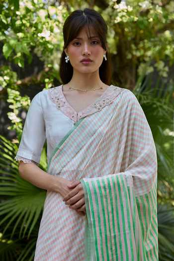 Surmaye_Pink Silk Crossroads Printed Saree _at_Aza_Fashions