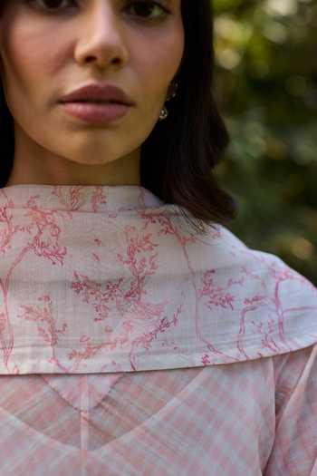Buy_Surmaye_Pink Chanderi V-neck, Yes Joyful Paths Kurta And Pant Set _Online_at_Aza_Fashions