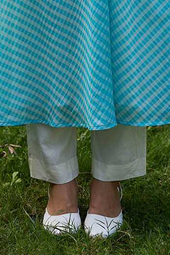Buy_Surmaye_Blue Chanderi V-neck Joyful Paths Kurta And Pant Set 