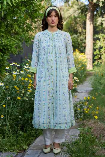 Shop_Surmaye_Ivory Chanderi Mandarin Collar, Yes Hidden Orchard Print Kurta And Pant Set 
