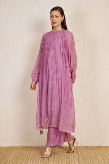 NUHH Floral Embroidered Chanderi Kurta & Pant Set 