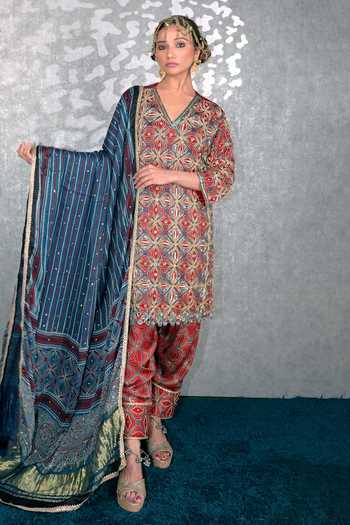 Sheeshakari_Red Silk V-neck Ajrakh Pattern Kurta Set _at_Aza_Fashions