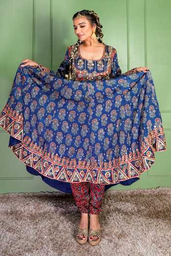 Buy_Sheeshakari_Blue Silk Scoop Neck Ajrakh Embroidered Anarkali Set 