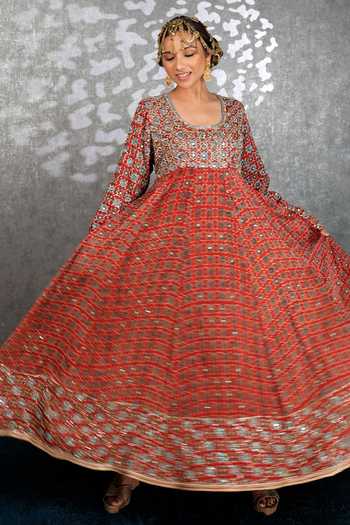 Buy_Sheeshakari_Red Silk Scoop Neck Ajrakh Pattern Kurta Set 