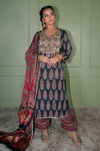 Sheeshakari Ajrakh Pattern Kurta Set 