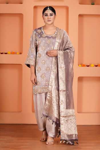 Sheeshakari Silk Butti Pattern Kurta Set 