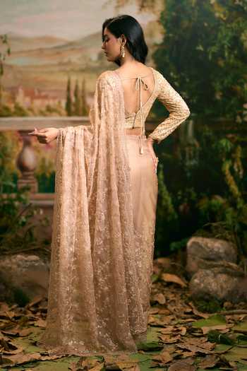 Samyukta Singhania Embroidered Saree & Blouse Set 