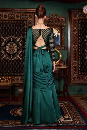 Lasha Plain Pre-Draped Saree & Blouse Set 