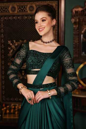Lasha_Emerald Green Satin, Net Sweetheart Neck Plain Pre-draped Saree And Blouse Set _at_Aza_Fashions