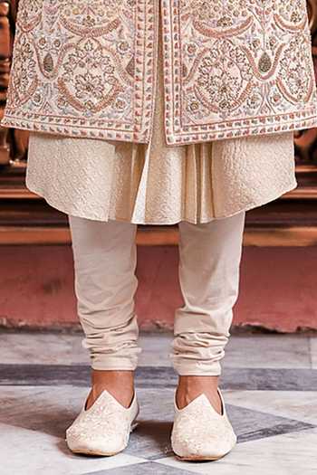 Yajy By Aditya Jain_Ivory Silk Darbaar Embroidered Sherwani Set _Online_at_Aza_Fashions