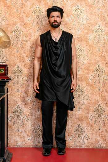 Shop Yajy By Aditya Jain Black Suiting Shahi Mehfil Embroidered Jacket And Kurta Set Online at Aza Fashions Shop_Yajy By Aditya Jain_Black Suiting Shahi Mehfil Embroidered Jacket And Kurta Set _Online_at_Aza_Fashions