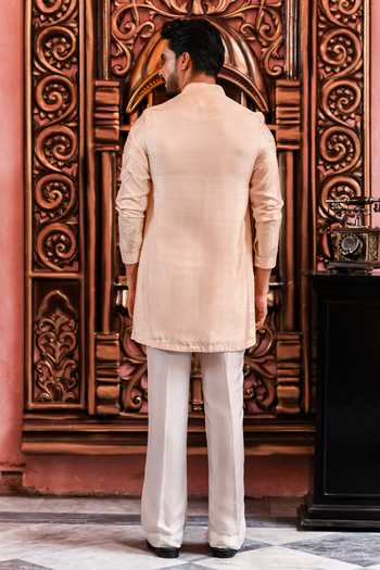Yajy By Aditya Jain Agniborsho Shahi Embroidered Bundi Kurta Set 