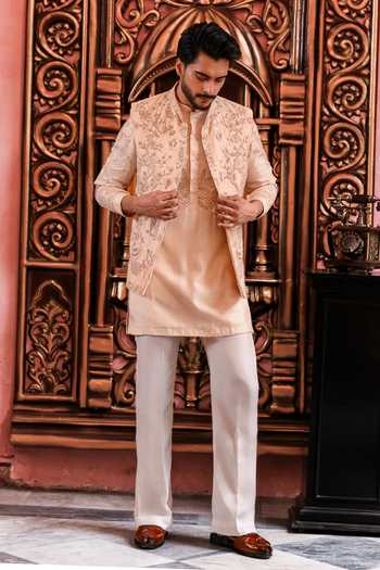 Buy_Yajy By Aditya Jain_Ivory Silk Embroidery Agniborsho Shahi Bundi Kurta Set 