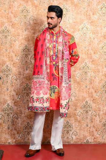 Yajy By Aditya Jain Arunima Printed Kurta Set 