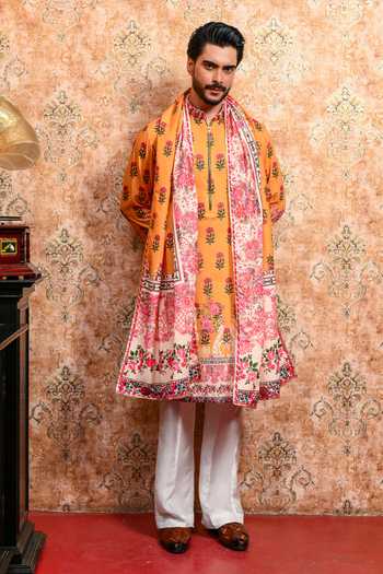 Yajy By Aditya Jain_Yellow Muslin Boish Aura Printed Kurta Set _at_Aza_Fashions