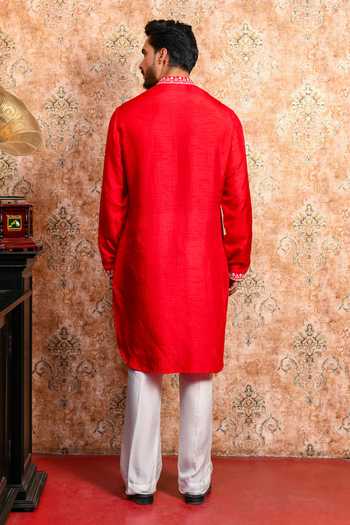 Yajy By Aditya Jain Baisara Embroidered Kurta & Pant Set 