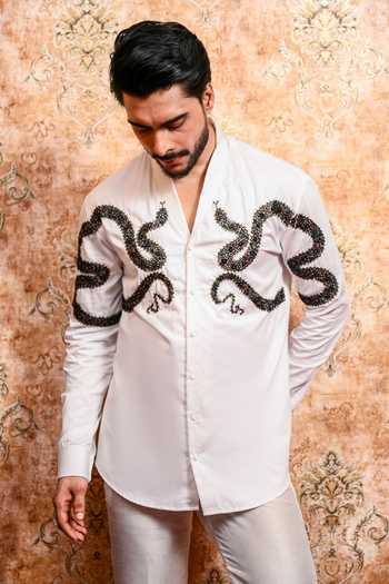 Yajy By Aditya Jain_White Cotton Naagraj Dual Serpent Motif Shirt _Online_at_Aza_Fashions