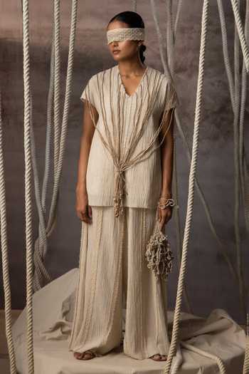 Shop_Kritika Murarka_Ivory Cotton V-neck Crushed Jute Rope Top 