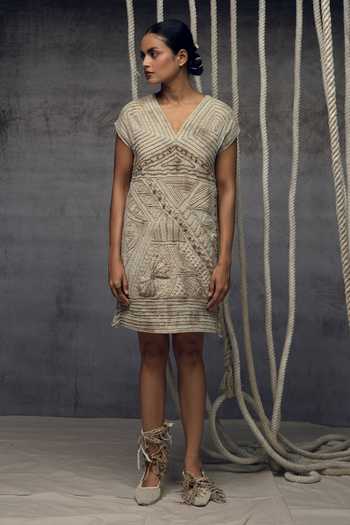 Kritika Murarka_Ivory Cotton V-neck Crushed Embroidered Dress _Online_at_Aza_Fashions