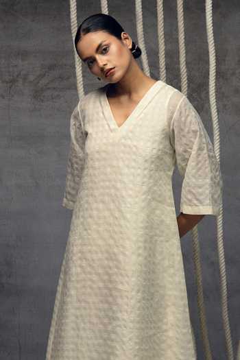Kritika Murarka_Ivory Silk V-neck Checkered Pattern Dress _Online_at_Aza_Fashions