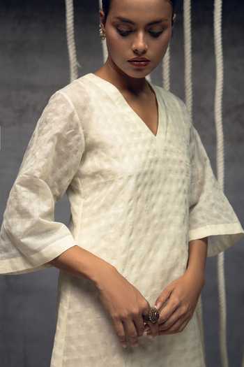 Buy_Kritika Murarka_Ivory Silk V-neck Checkered Pattern Dress _Online_at_Aza_Fashions