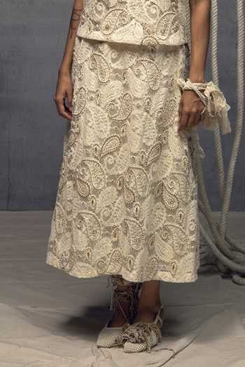 Kritika Murarka_Ivory Cotton, Lace Paisley Embroidered Skirt _Online_at_Aza_Fashions
