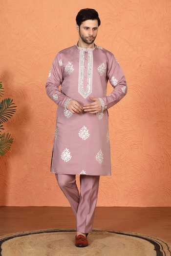 Aham-Vayam Embroidered Cotton Silk Kurta & Pant Set 