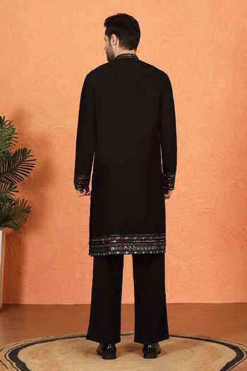 Aham-Vayam Embroidered Cotton Silk Kurta Set